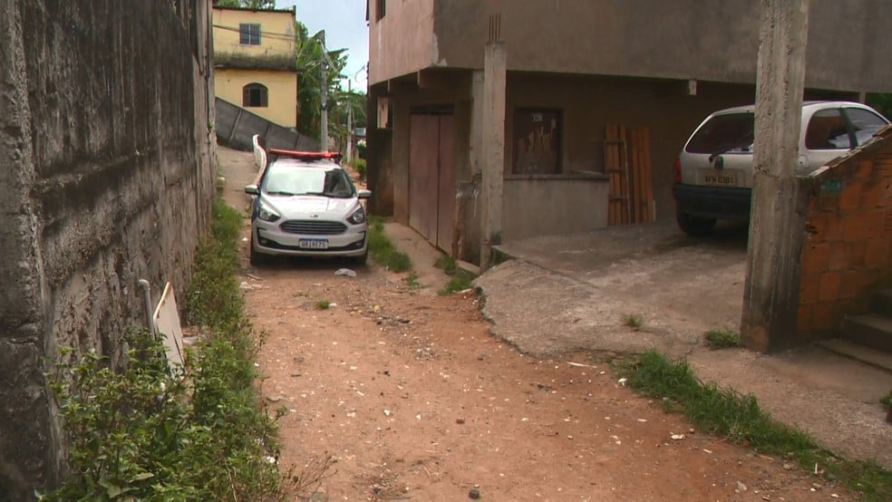 VÍDEO: Homem é executado a tiros em evento de futebol no bairro Flores