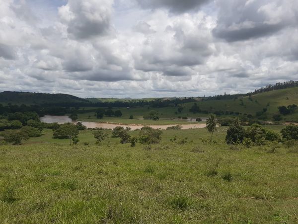 Região onde o jovem se afogou era de difícil acesso