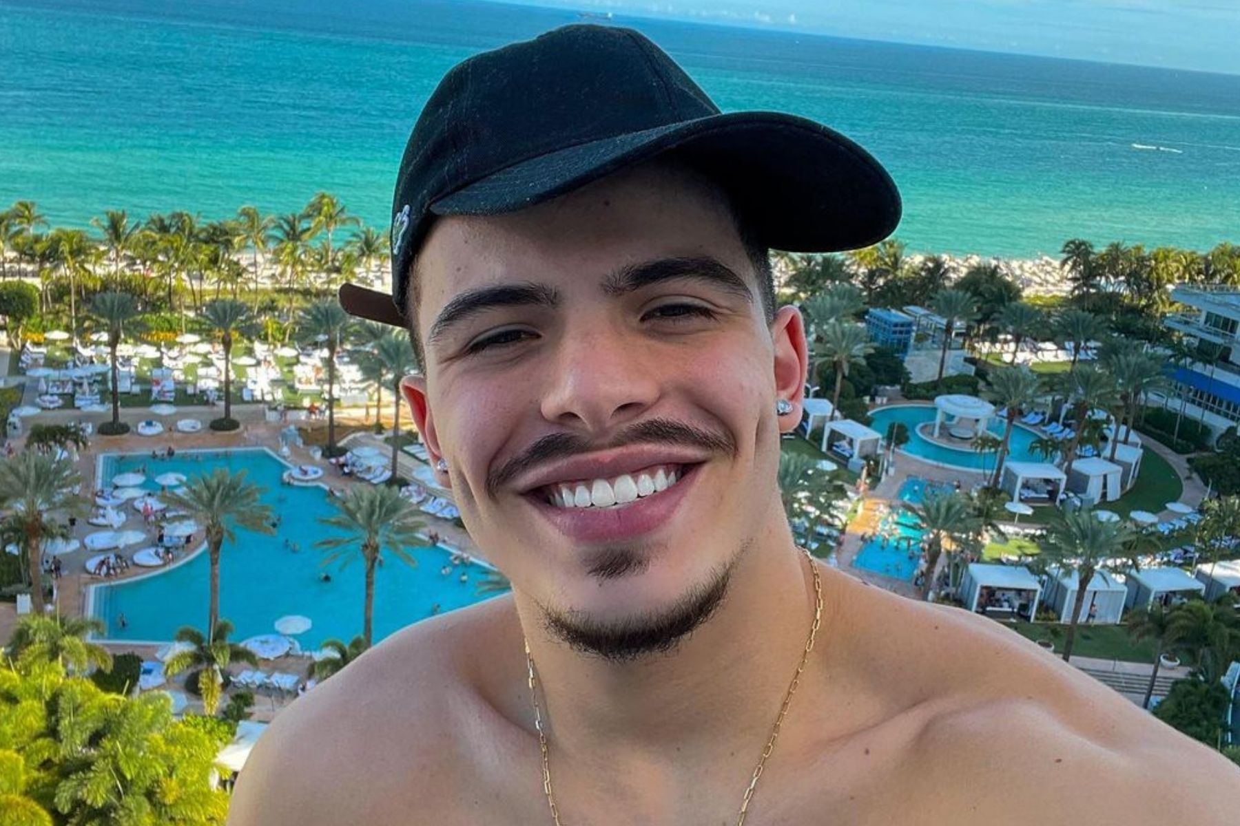 Hz Thomaz Costa Ex De Larissa Manoela Vende Nudes E Tem Fotos Vazadas A Gazeta