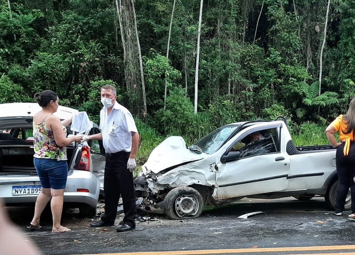 A Gazeta Homem morre e grávida fica ferida em acidente na BR 262