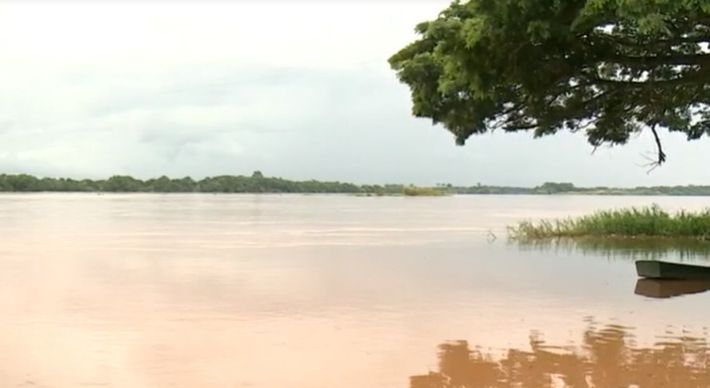 O município permanece tendo 28 pessoas desabrigadas, por conta da cheia do rio, sendo 20 adultos e oito crianças. Elas estão no ginásio do bairro Conceição