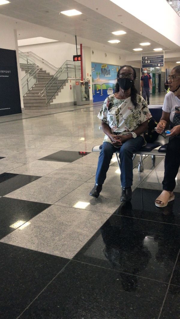 Mulher morre em avião Latam