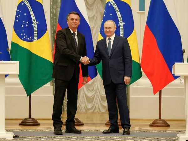Moscou - Os presidentes da República do Brasil, Jair Bolsonaro, e da Federação Russa, Vladmir Putin, durante declaração à Imprensa