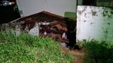 Muro cede, atinge casa e mata ex-secretário de Agricultura de Alegre(João Henrique Castro)