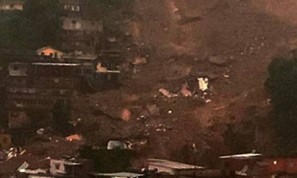 Rastro de destruição com a queda de barreiras: Defesa Civil contabilizou mais de 80 deslizamentos de terra em Petrópolis  por Reprodução/Redes Sociais