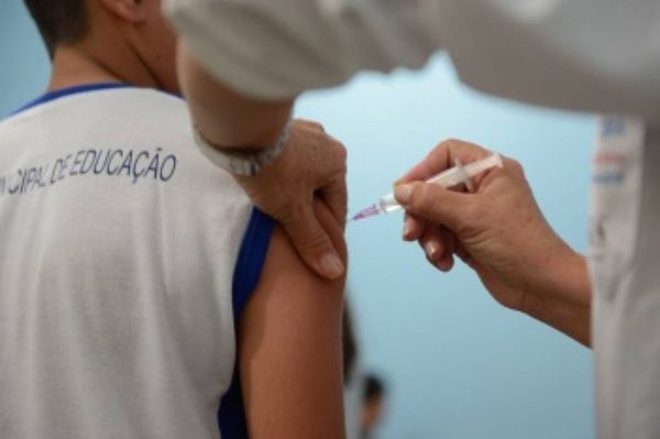 Vitória was the first city in the state to start vaccinating children