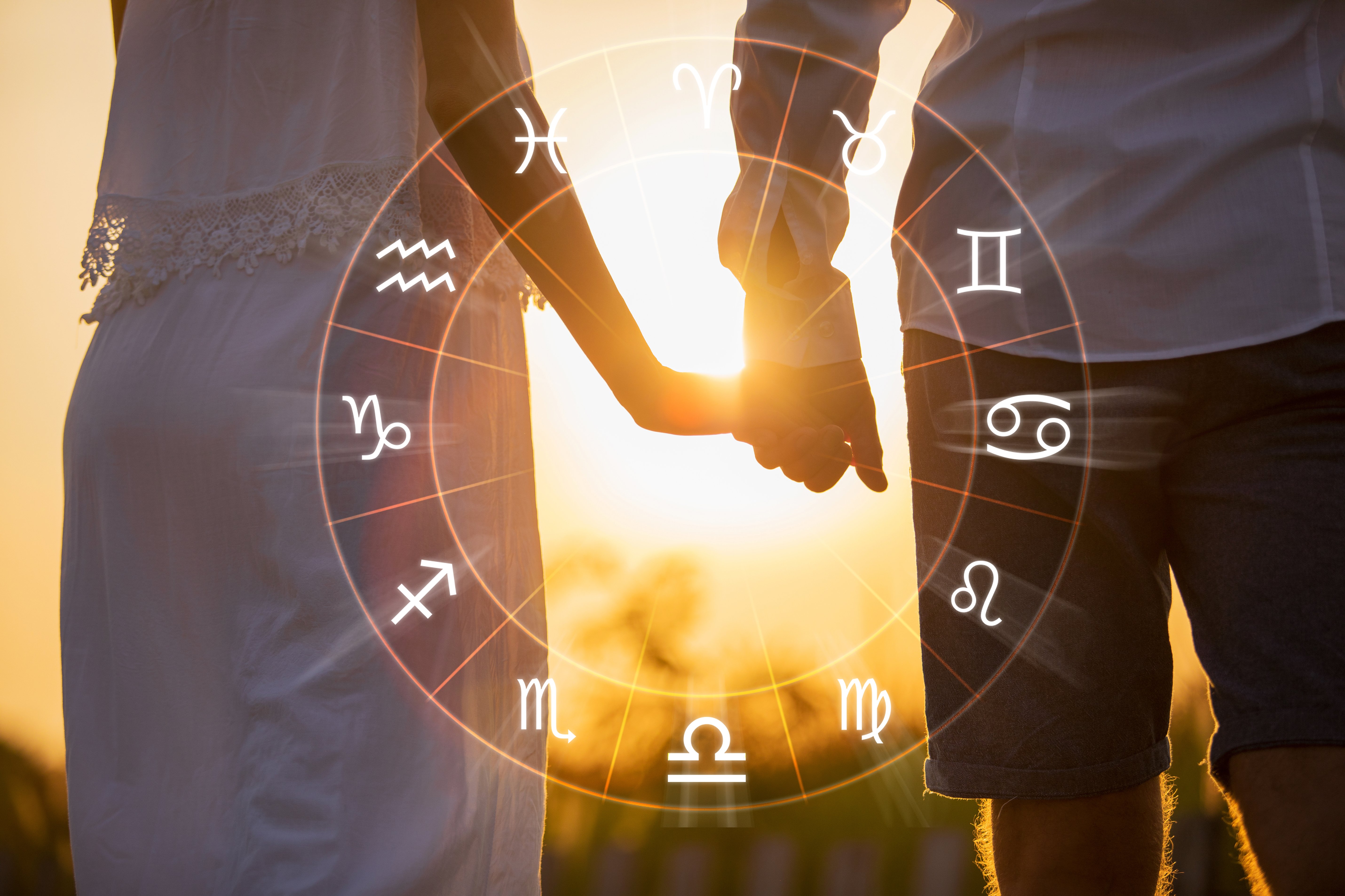 Vocês combinam como casal? Marque o seu signo solar com o da pessoa amada e veja o potencial do seu relacionamento e possíveis desafios