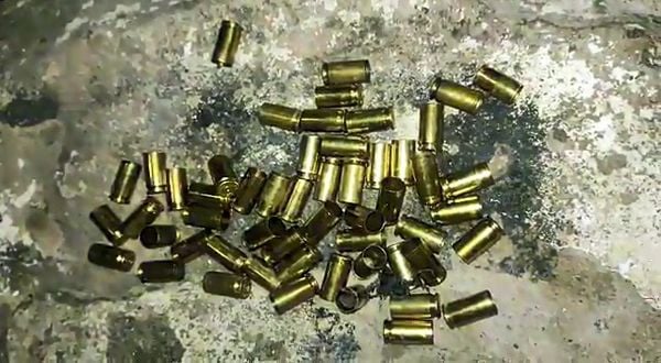 Cartuchos de balas foram encontrados depois do ataque em Rio Marinho