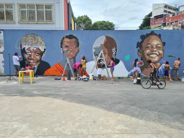 Mural em homenagem a personalidades da cultura negra no bairro Jesus de Nazareth, em Vitória