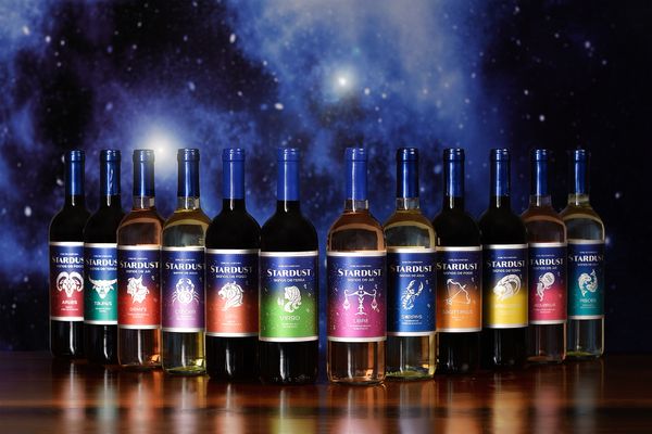 Coleção Stardust, de vinhos inspirados no Zodíaco, lançada pela importadora Grand Cru