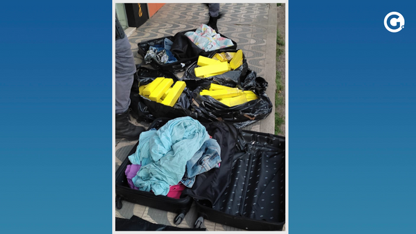 Material foi encontrado na bagagem entre as roupas das mulheres