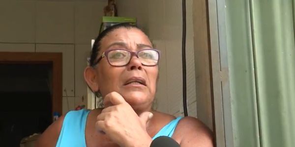 A casa da Vera Lúcia fica em uma dessas áreas de risco