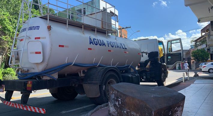 Diretor operacional da empresa informou que as partes baixas dos bairros de Vitória, Cariacica e Vila Velha já tiveram o abastecimento de água restabelecido