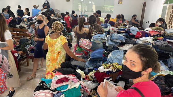 Ação solidária da ICM em Petrópolis (RJ) por ICM/ Divulgação