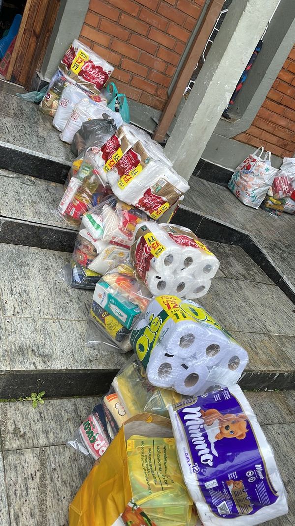 Ação solidária da ICM em Petrópolis (RJ) por ICM/ Divulgação