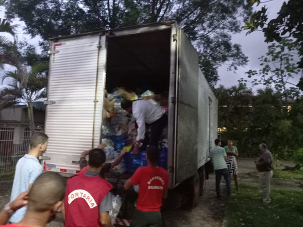 Mais de mil cestas básicas foram enviadas para o Rio de Janeiro e 6,5 toneladas de alimentos foram doados no Sul da Bahia por ICM/ Divulgação