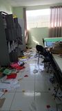 . A escola Álvaro Marques de Oliveira, em Sooretama, foi invadida e alvo de vandalismos. (Leitor | A Gazeta)