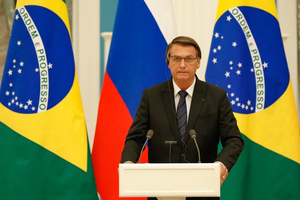 O presidente Jair Bolsonaro esteve na Rússia dias antes da invasão à Ucrânia