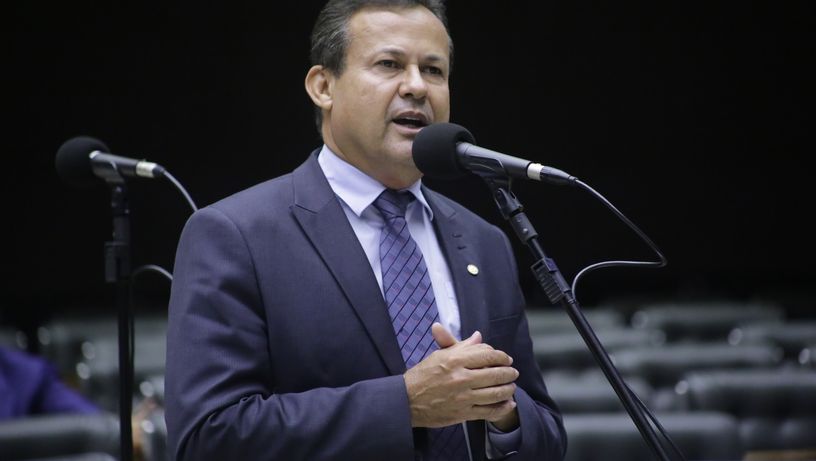 Deputado federal Neucimar Fraga