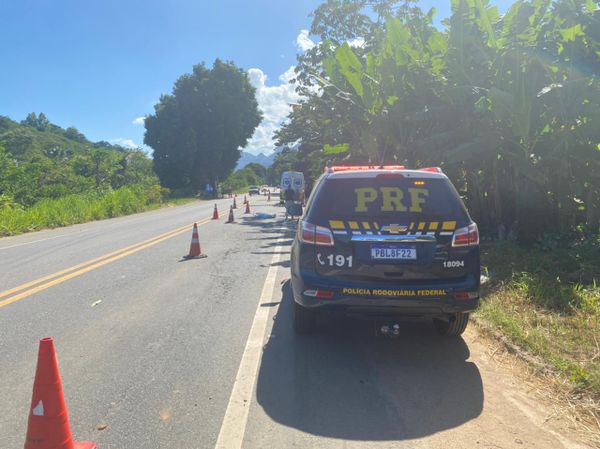 Ciclista morre após ser atingido por carro na BR 101 em Iconha
