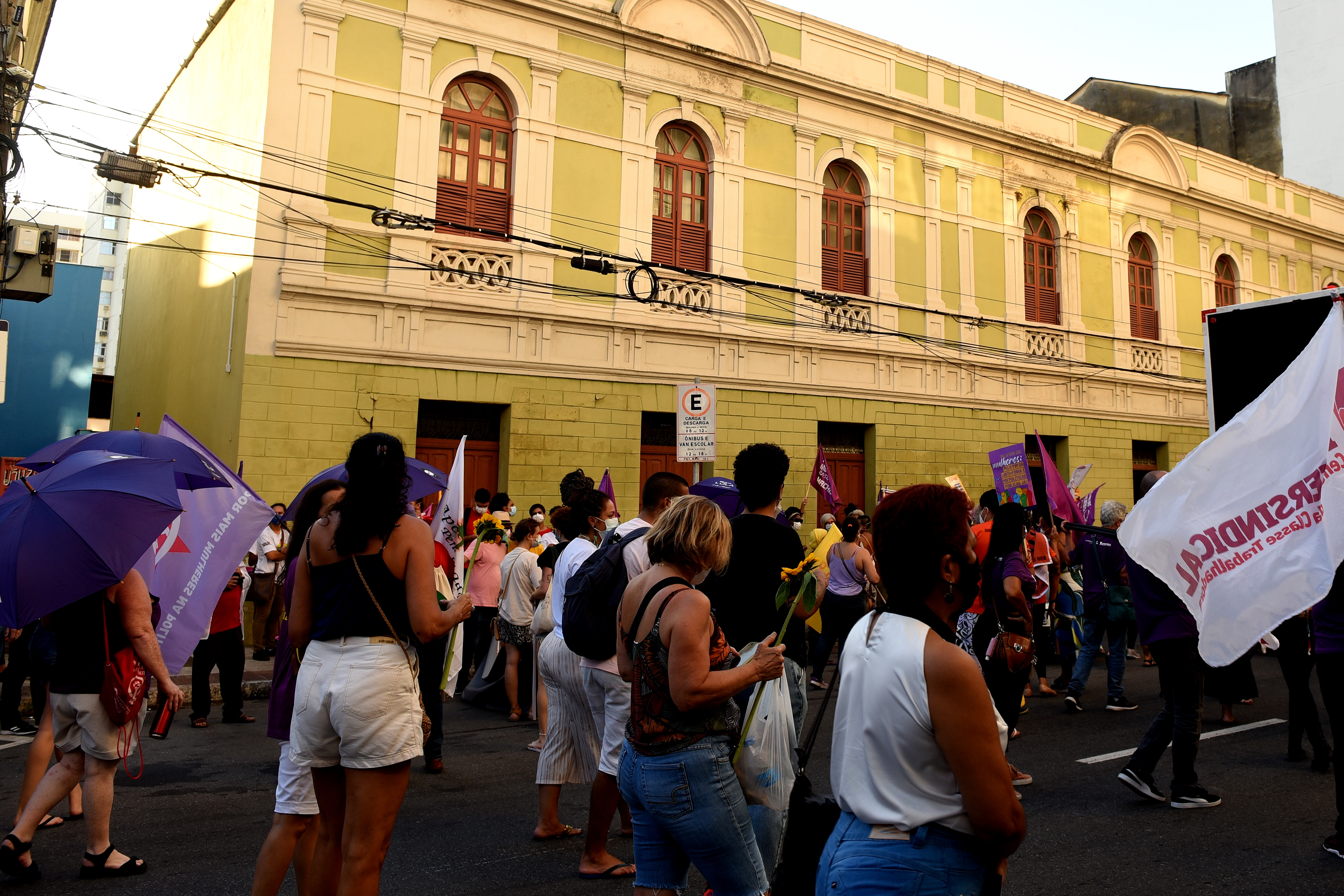 O Dia Internacional da Mulher foi marcado por ato no Centro de Vitória