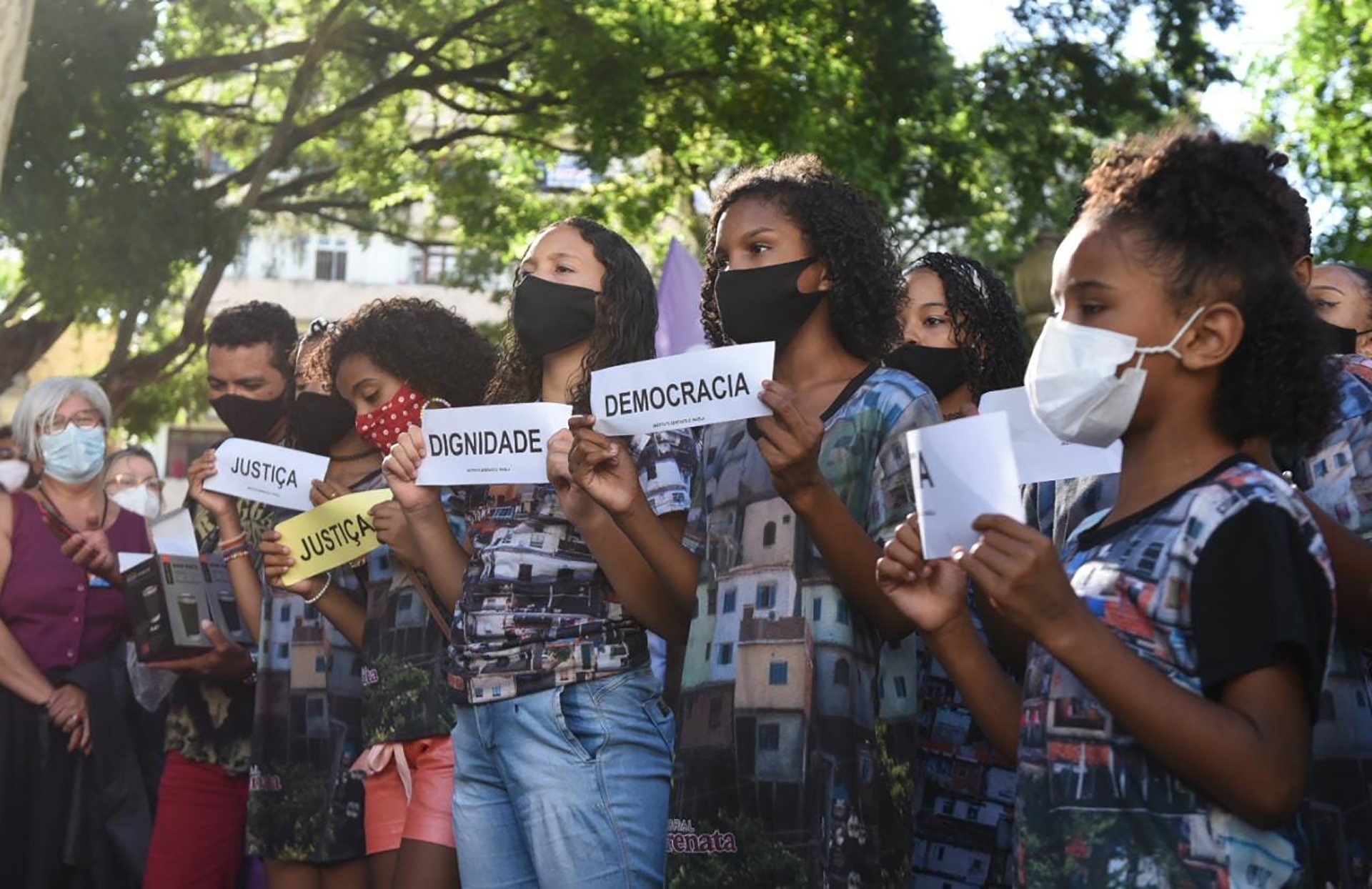 Marcha das Mulheres: grupo faz ato no Centro de Vitória