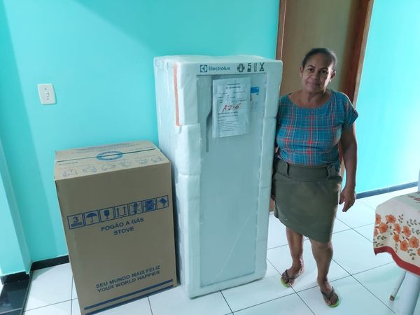 Moradores de municípios do Sul da Bahia receberam  móveis e eletrodomésticos novos para recomeçarem a vida (7)