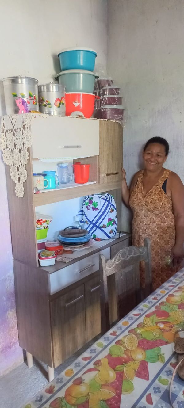 Moradores de municípios do Sul da Bahia receberam  móveis e eletrodomésticos novos para recomeçarem a vida por ICM/ divulgação