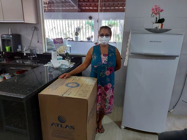 Moradores de municípios do Sul da Bahia receberam  móveis e eletrodomésticos novos para recomeçarem a vida por ICM/ divulgação