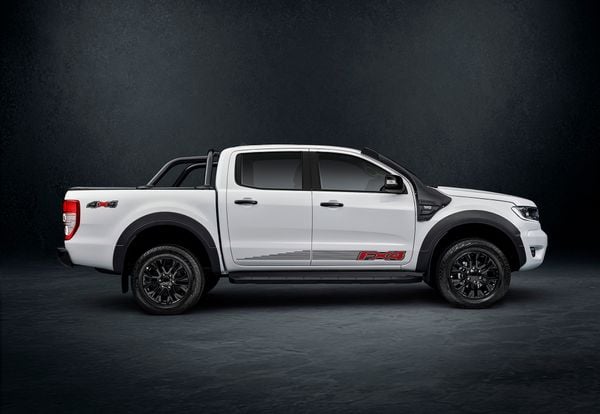 Ford Ranger FX4 é off-road com acabamento de luxo