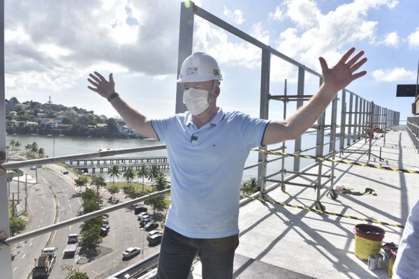 Obras da Ciclovia da Vida, na Terceira Ponte, avançam sobre a Baía de Vitória por Ricardo Medeiros