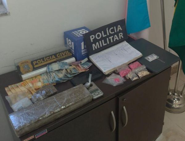 Polícia prende dois suspeitos de tráfico de drogas em condomínio de Cachoeiro