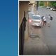 Imagem - Vídeo: carro invade contramão e quase atropela pedestres em Colatina