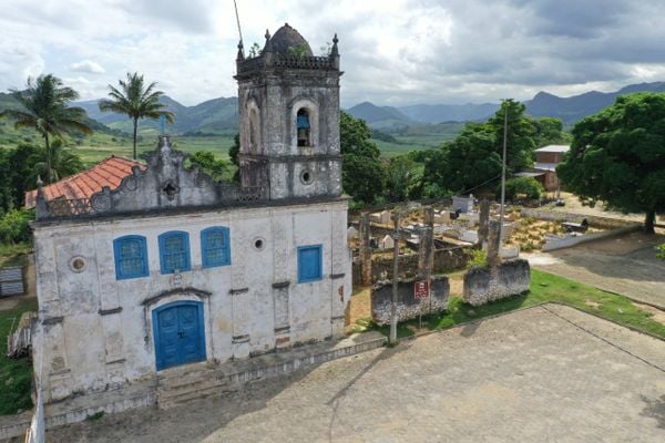 Igreja de Araçatiba, em Viana