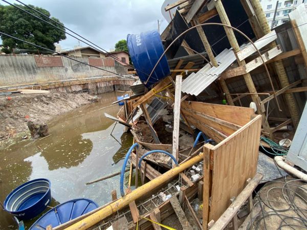 Estrutura desabou em Jardim Camburi, Vitória por Divulgação | Crea-ES