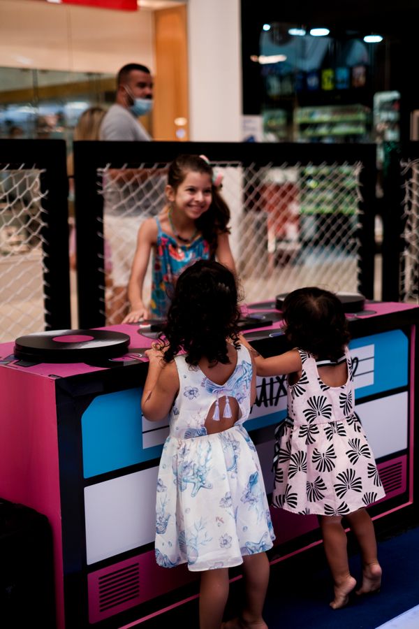 Realizado na Praça Central do Shopping Vitória, o L.O.L. Surprise! World trará o melhor do mundo fashion e da música para os fãs das bonecas.