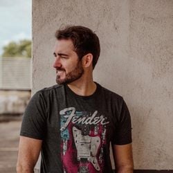 Cantor Felipe Pelissari