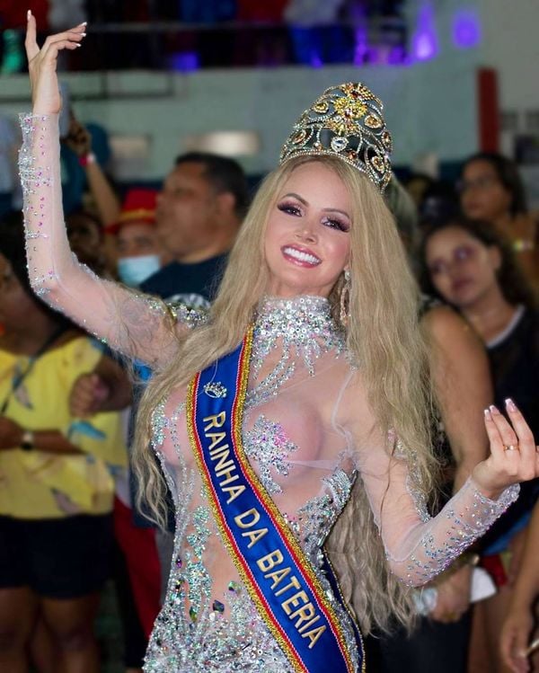 A atriz e modelo Thalita Zampirolli, Rainha de Bateria da Independente de Boa Vista por Reprodução/ Instagram @thalitazampirolli