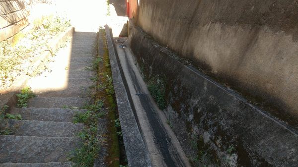 Idoso de 63 anos é encontrado morto em escadaria de Cachoeiro