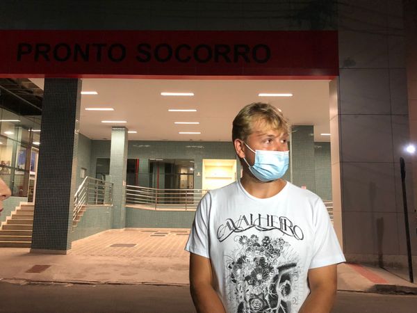 Gilson veio a vitória buscar a mãe que ficou internada oito dias após ser esfaqueada