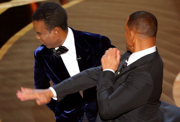 Will Smith agride Chris Rock na cerimônia do Oscar 