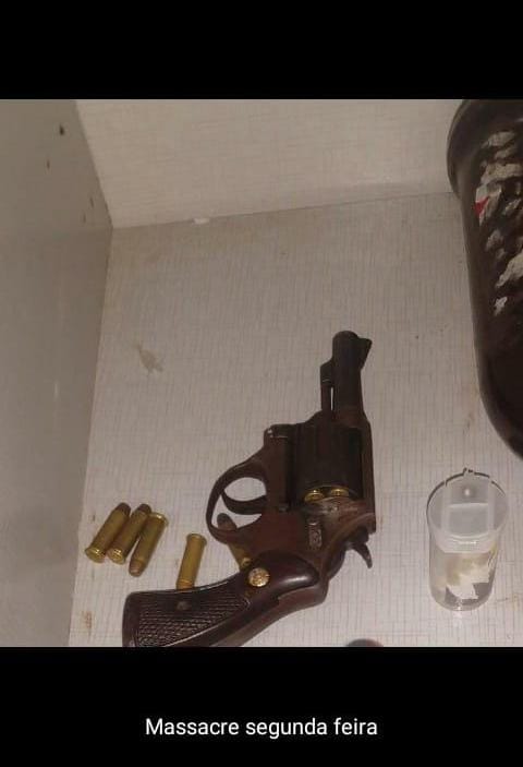 Polícia procura dono da arma utilizada em ameaça de massacre em escola em Linhares