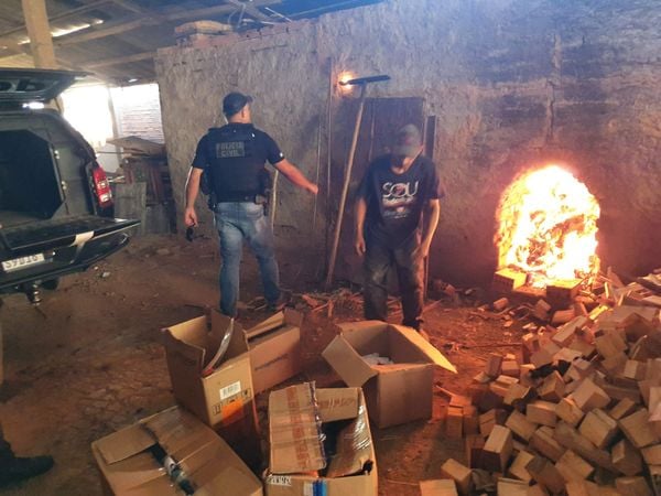 Polícia incinera 350 quilos de drogas apreendidas em Cachoeiro