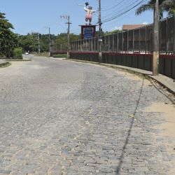 Será aplicado o pavimento em bloco intertravado (PAV-s), “para manter a segurança da rodovia no trecho, que é de baixa velocidade", segundo o DER-ES