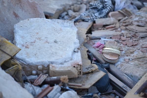 Casa desaba em Flexal II, Cariacica por Fernando Madeira