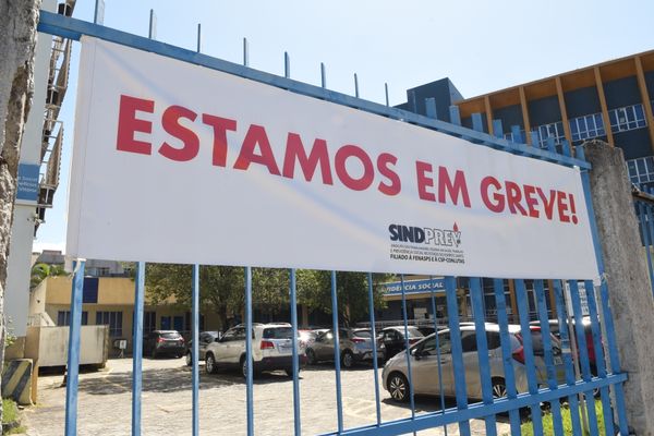 INSS em greve