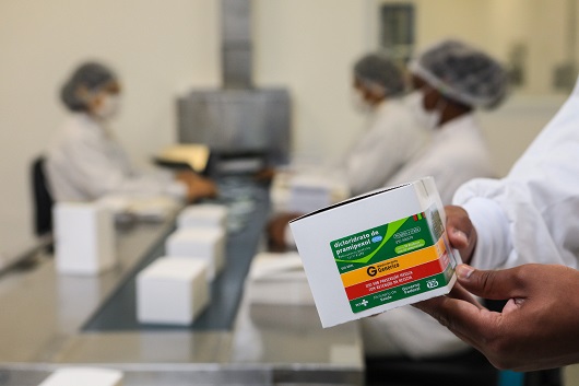 Parceria da Fiocruz já permitiu o fornecimento, ao longo dos últimos oito anos, de mais de 121 milhões de unidades farmacêuticas do Pramipexol ao SUS