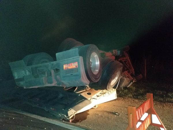 Pista foi sinalizada para evitar risco de novos acidentes
