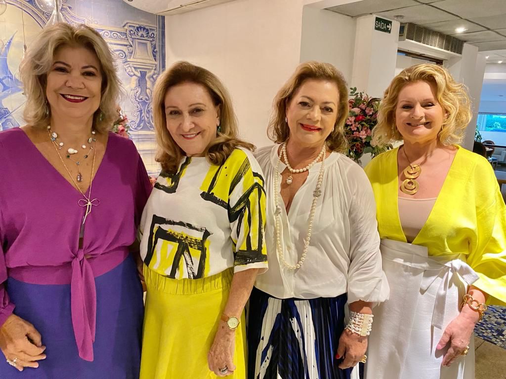 Valeria Nemer, Carlota Gottardi, Helvia Abaurre e Solange Herkenhoff