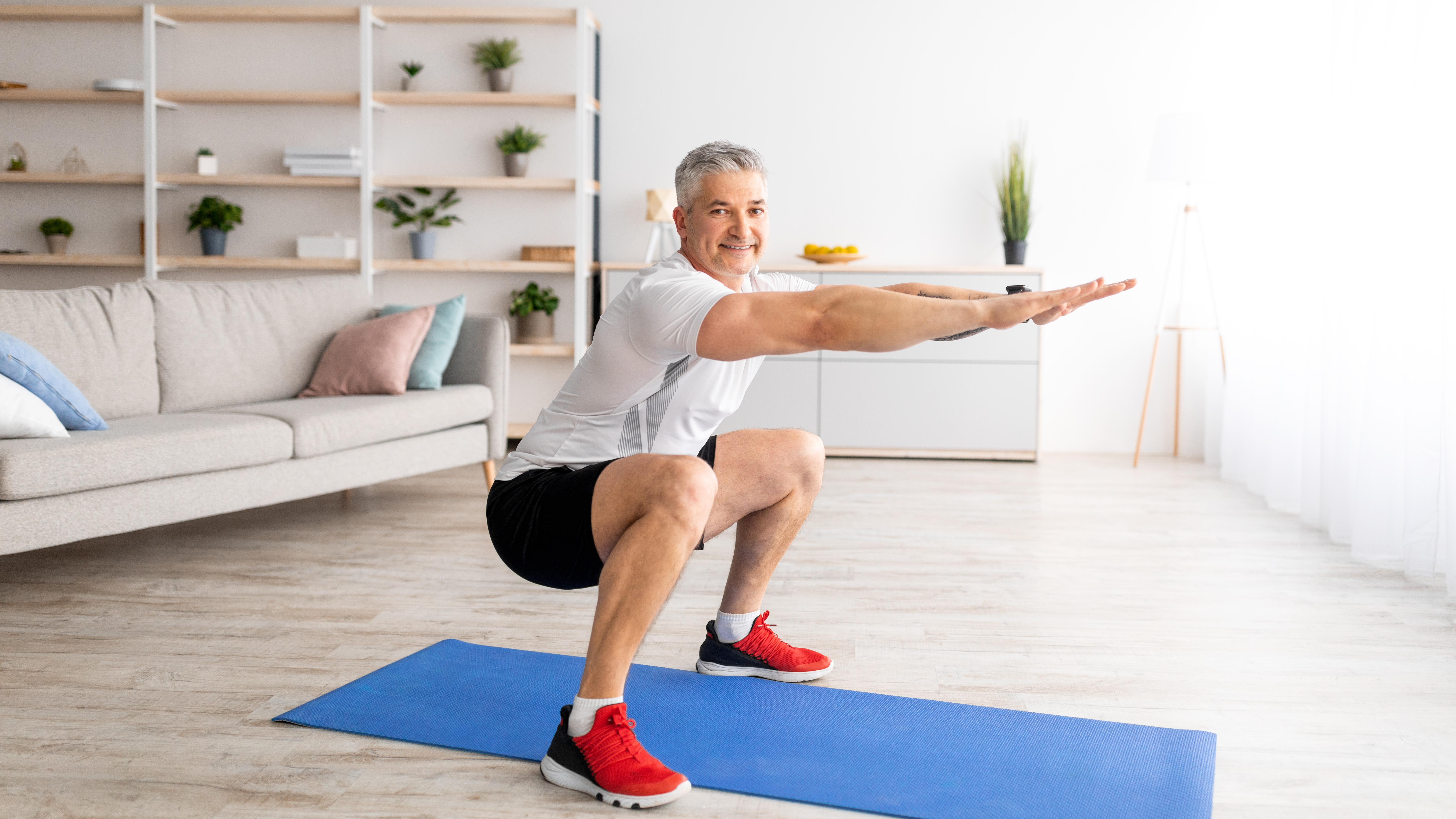 Treinar sem peso: dá para ganhar músculo com bodyweight?